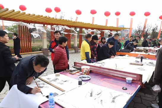 漢川首屆河蟹豐收節(jié) 以蟹為媒，繪就農(nóng)旅融合新畫卷